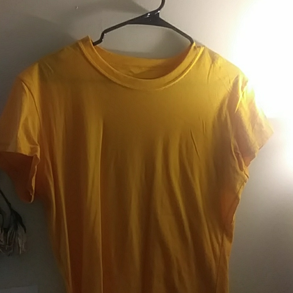 Sofee exercise tee
